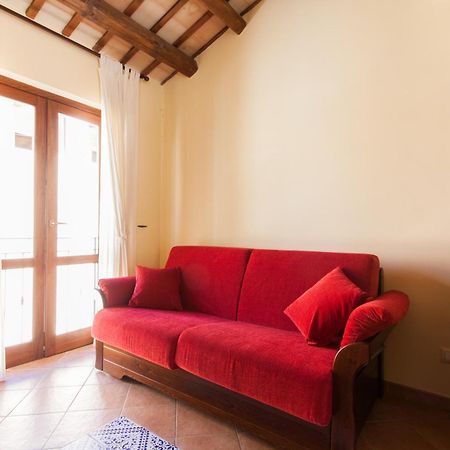 Casa Vacanze S. Marco Valderice Eksteriør bilde